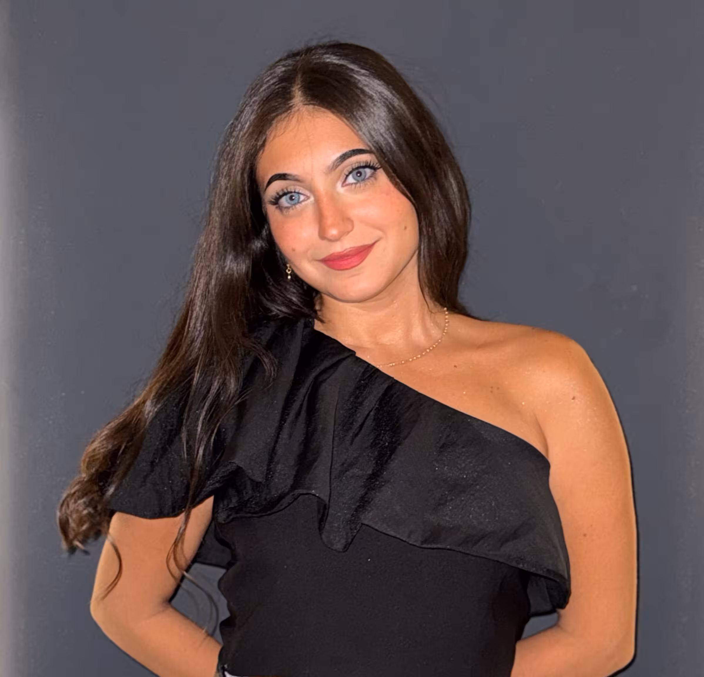 Donna Saad — Volna LLC’de Senaryo transkreasyon uzmanı