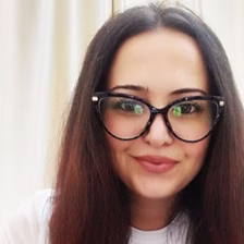 Zeinab Salman — Volna LLC’de Diyalog uyarlama uzmanı